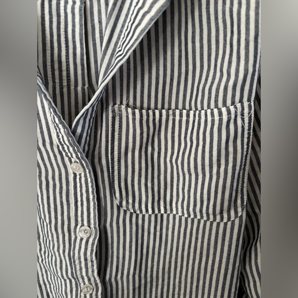 Striped Button-Up Shirt - Picture 3 of 7